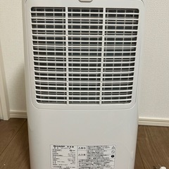 SHARP 除湿機 CV-H71-W 2016年製 プラズマクラスター搭載の画像