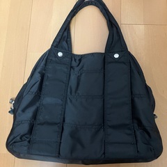 ブラック　ナイロンバックの画像