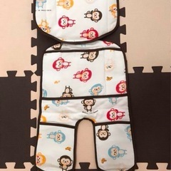 美品　おでかけひんやりシート　チャイルドシート　ベビーカー　おさるさん