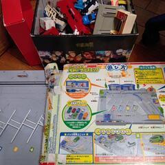 再出品　　トミカ　