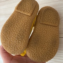 ミニーちゃん 靴 黄色 14センチの画像
