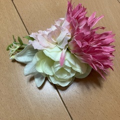 ハワイアン　お花ヘッドクリップの画像