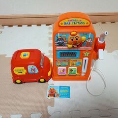 アンパンマンすうじがピピピ！ガソリンスタンドセット