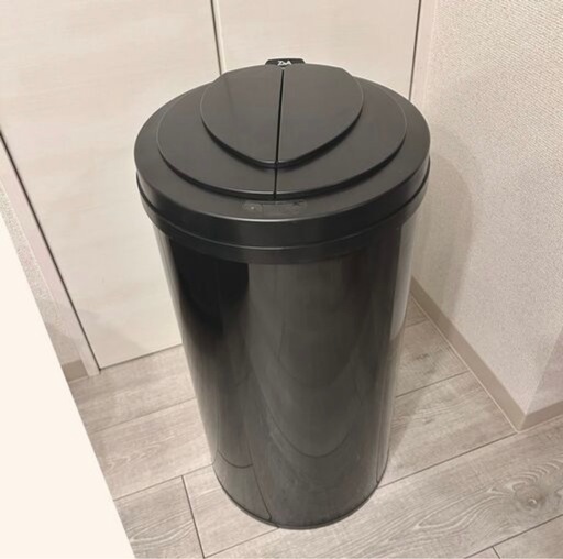 ZitA SQUARE ふた付きごみ箱 45L 白 消臭剤2個付き ZitA SQUARE ふた付きごみ箱 45L 白 消臭剤2個付き ZitA SQUARE – ZitA