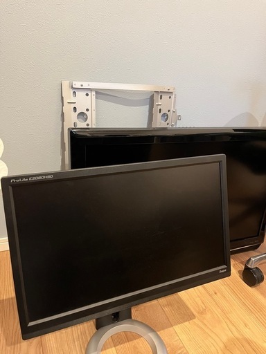 ゲーミングチェア、ノートPCにテレビまで新生活セット！