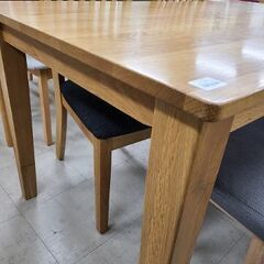J6838　ダイニングテーブルセット　椅子２脚ベンチ１脚付　ナチュラル　クリーニング済　【リユースのサカイ柏店】の画像