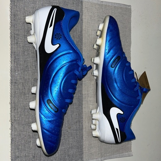 【美品】サッカースパイク　NIKE legend 10 academy HG【箱付き】