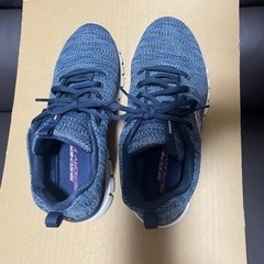SKECHERS
