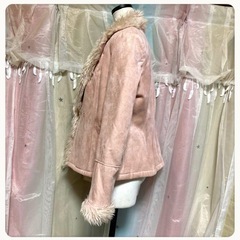 ꒰FR FIRST REVUE꒱フェイクファー ショートコート ピンクジャケットの画像
