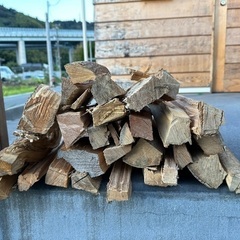 乾燥薪　広葉樹　10kg 850円からの画像