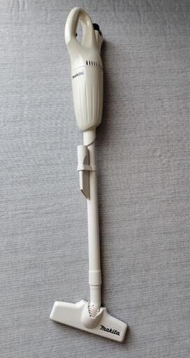 マキタ製 充電式スティッククリーナー