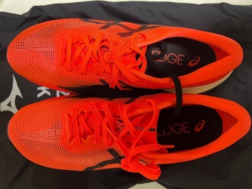 アシックス　　ランニングシューズ　メタスピードパリスエッジ26.0cm