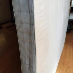 ダブルベッドマットレスの画像