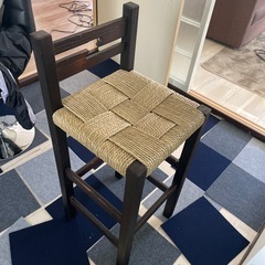 カウンターチェアの画像