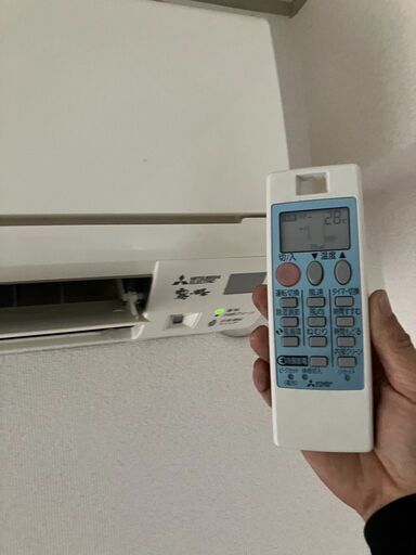 ☆中古￥15,000！MITSUBISHI　10畳用2.8kwルームエアコン　家電　2015年製　MSZ-GE285-W型　【BB10