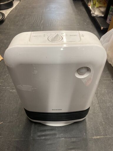 ☆中古￥2,500！IRIS OHYAMA　大風量セラミックファンヒーター　家電　2018年製　JCH-12DD3-W型　【BB108】
