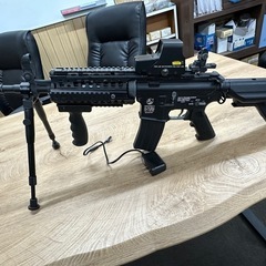 【最終値下げ⠀】電動ガン M4A1 の画像