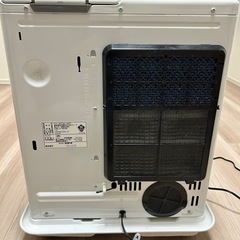 [お譲り先決定]コロナファンヒーター　リモコン、灯油缶、電動ポンプ付の画像