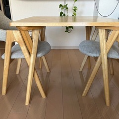 ダイニングテーブル　チェア　セットの画像