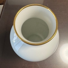 大倉陶園　ブルーローズ花瓶の画像