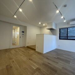 TA💞新築です！✨敷金ゼロ✨礼金ゼロ✨仲介手数料ゼロ✨ネット使用料無料✨コンビニ、薬局が徒歩圏内✨ - 賃貸（マンション/一戸建て）