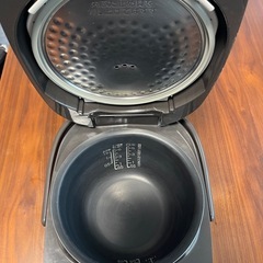 交渉中　炊飯器　5.5合　  