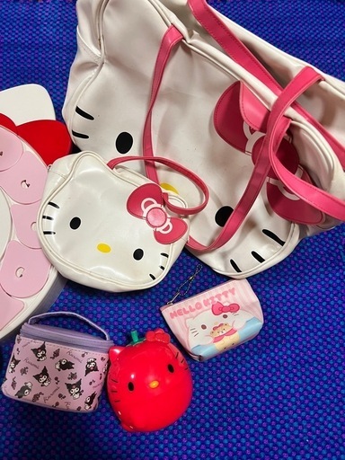 売り切れました　ハローキティ　23点　オマケ付きバック1つ　計24点