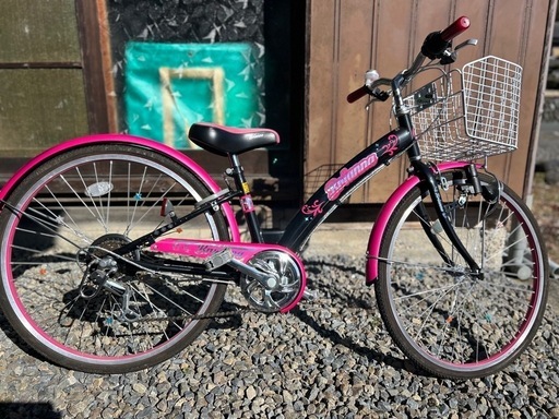 24インチ　子供自転車　ヘルメット付き　