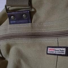 LEViSのショルダーバッグ（USED）の画像