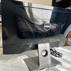 Dellモニター24inchの画像