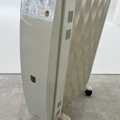 アイリスオーヤマ　ウェーブ型オイルヒーター　IWH-1210M-W　2017年製の画像