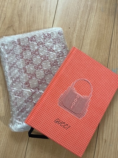 GUCCIのノート