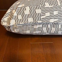 IKEAクッションの画像