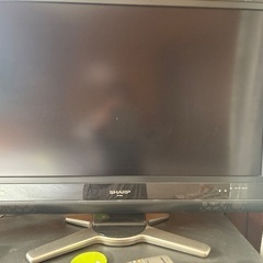 【受け渡し予定者決まりました】アクオス　液晶テレビ32インチ　あげますの画像