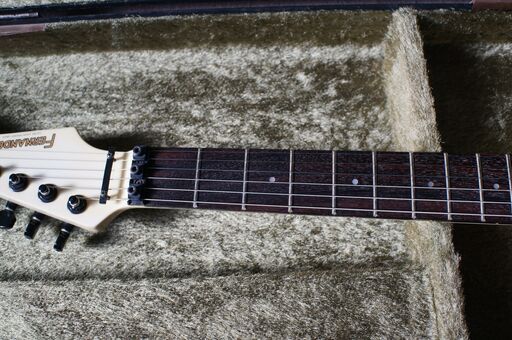 2万円以下まで値下げしました　フェルナンデス　Fernandes FR-55　1980年代後半　ジャパンビンテージエレキギター　リペア