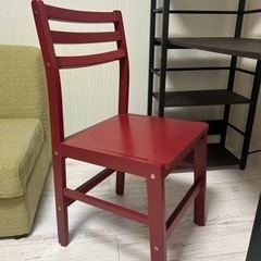 赤い椅子