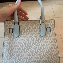 マイケルコースバッグの画像