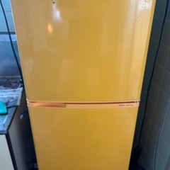 【募集中】【2月28日まで】AQUA 黄色 冷蔵庫 137L
