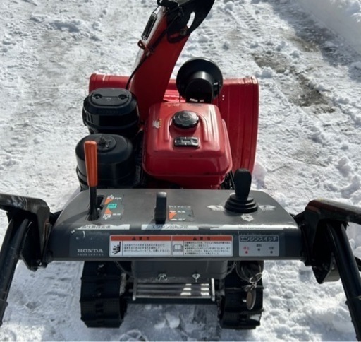 札幌 除雪機！整備済！ホンダ  HS970！電動シューター！ 札幌 除雪機！整備済！ホンダ HS970！電動シューター！の通販｜yog