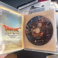 PS3とドラゴンクエストヒーローズの画像