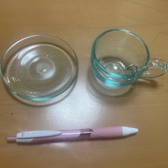 ガラスのティーカップ