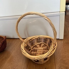 カゴの画像
