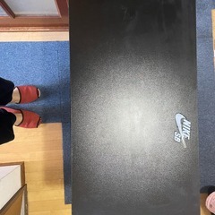折りたたみテーブルの画像