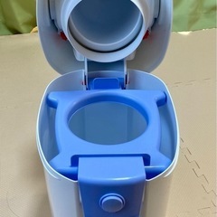 【中古】Pigeon ピジョン らくらくおむつポットン おむつ用 ゴミ箱 ごみ箱 防臭の画像