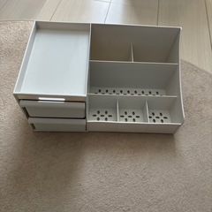引き出し付きコスメ収納 お話中です
