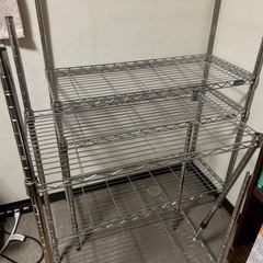 アイリスオーヤマ　メタルラック　2つ　部品すべて有