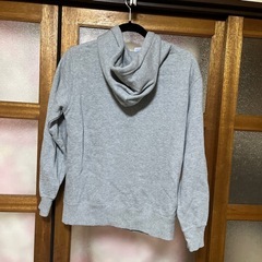 チャンピオン　フード付きパーカーの画像