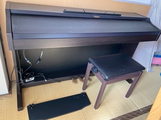 ［交渉中］美品　RolandRP401R 電子ピアノ