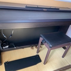 ［交渉中］美品　RolandRP401R 電子ピアノの画像
