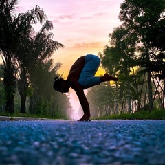 50代限定　アシュタンガヨガ友(中級〜上級)Yoga buddi...
